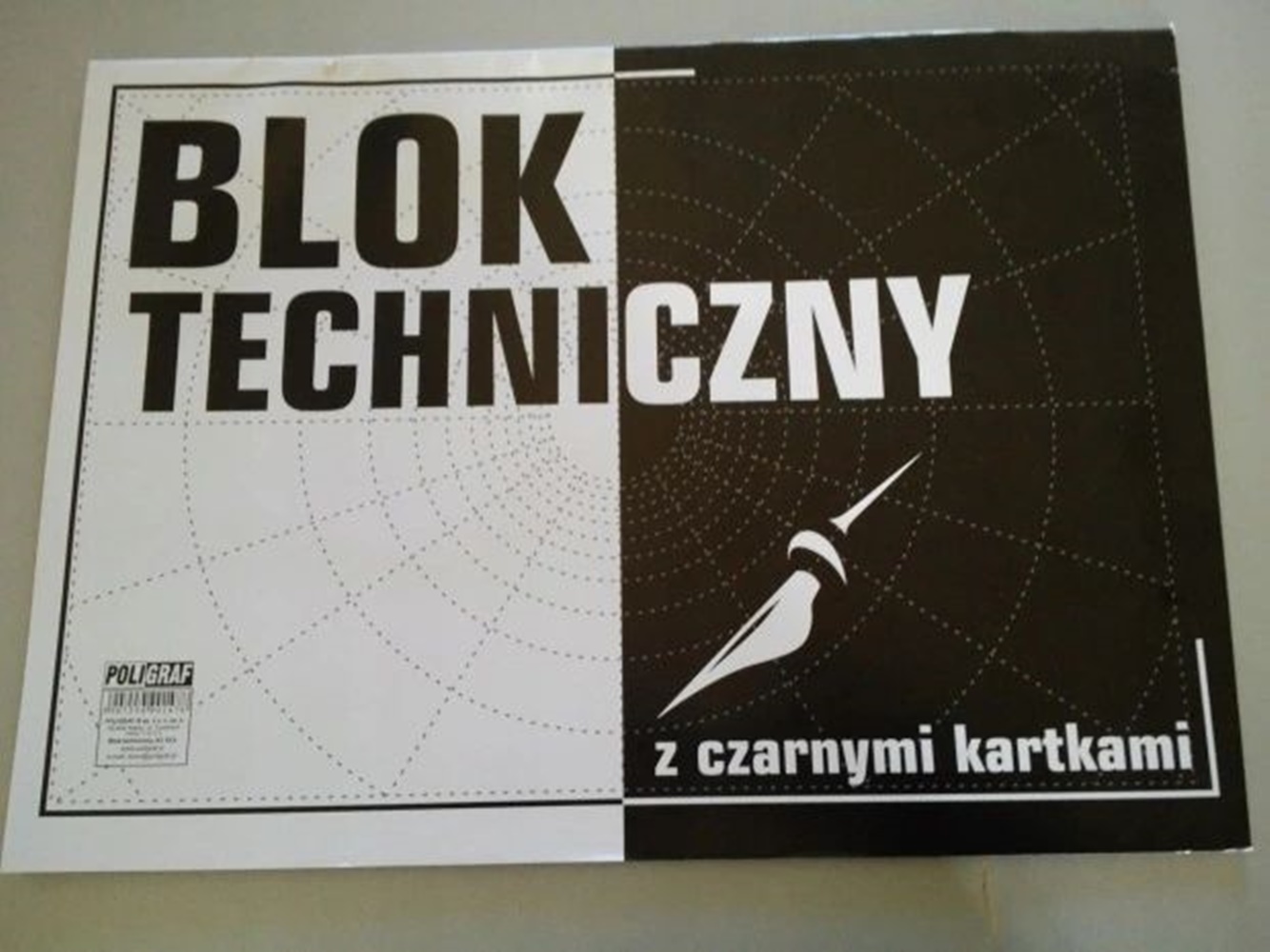 Blok-techniczny-A-3-czarny-10-kartek-1478.jpg Blok techniczny A3 czarny 10 kartek *1478* - obrazek 1