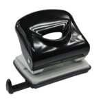 Dziurkacz. Dziurkuje 30 kartek. *0994*