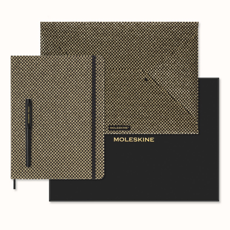 353859-377668-zestaw_kolekcjonerski_moleskine_shine_teczka-800w Zestaw kolekcjonerski MOLESKINE Shine, teczka + pióro wieczne Kaweco + notes w linie, metaliczny złoty - obrazek 1