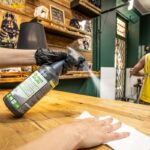 Ekologiczny uniwersalny preparat CLINEX Green Multi, myjący, 1l - obrazek 4