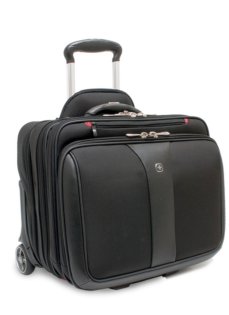 87883-30537-torba_pilotka_wenger_patriot_17_430x370x260mm_-800w-1 Torba pilotka WENGER Patriot, 17", zestaw 2w1, 430x410x310mm, czarna/szara - obrazek 1