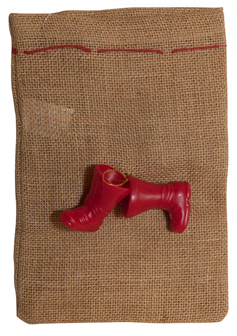 95453-62159-worek_na_prezenty_folia_paper_z_butami_17x25cm-800w-1 Worek na prezenty FOLIA PAPER, z butami, 17x25cm, naturalny - obrazek 1
